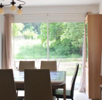 Bollene House | Villa Rouge en Provence avec pisicne et BBQ