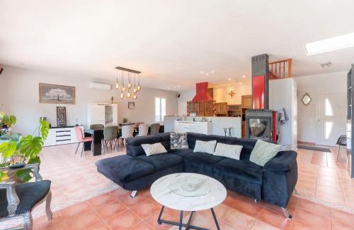Saint-Laurent-de-Neste Villa | Villa spacieuse avec piscine privée à Saint-Laurent-de-Neste