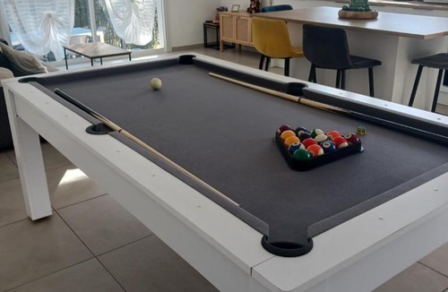 Thuir Villa | Villa T4 Moderne entre Mer, Montagne & Espagne, Climatisée avec Jardin, Terrasse, Billard & Barbecue