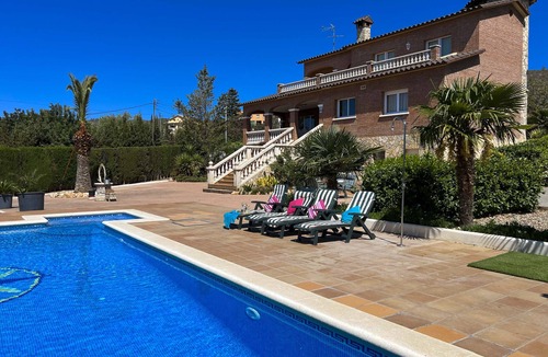 Sant Jaume dels Domenys Villa | Villa Torreón - Gran piscina y jardín, Comedor exterior, Barbacoa