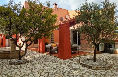 Nages-et-Solorgues House | Villa Vanille