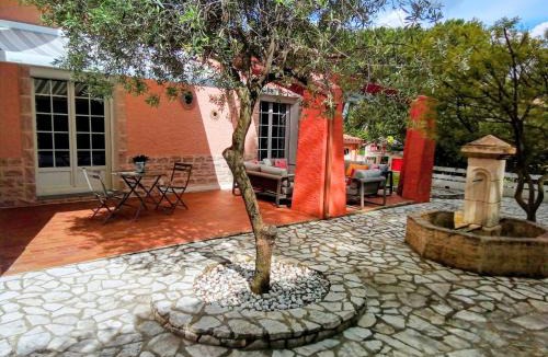 Nages-et-Solorgues House | Villa Vanille