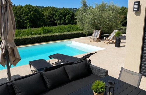 Saint-Just-Chaleyssin House | Villa VGART