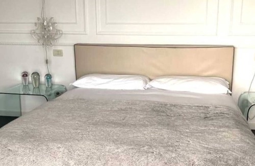 Roquebrune-Cap-Martin Villa | Villa 'Vlc' with Sea View, Sea View, Private Pool and Wi-Fi
