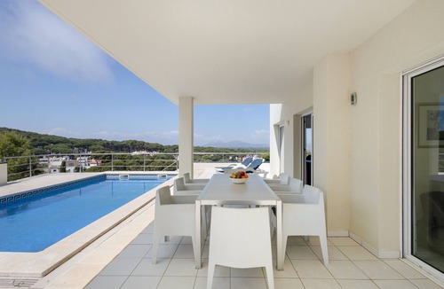 Begur House | Villa with Pool and Spectacular Sea Views