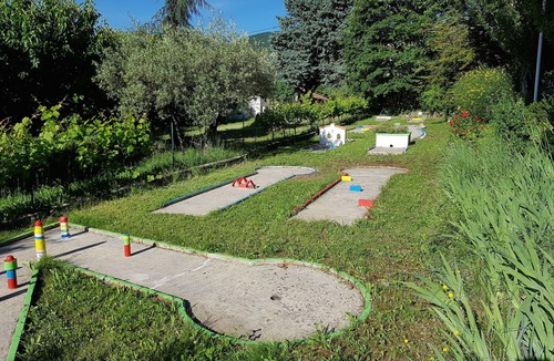 Nyons House | Villa with pool, tennis, mini golf in beautiful park in Nyons, Provence