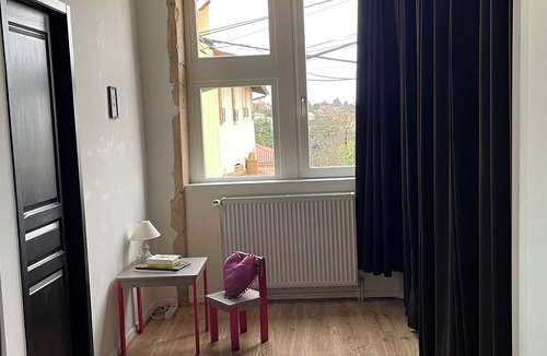 Irigny Villa | Villa with swimming pool 15 minutes from Lyon. Pets welcome!