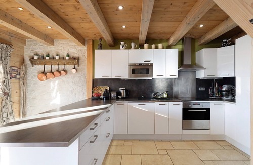 Puyvalador House | Village House in Puyvalador: Mountain Charm, Stunning Lake Views