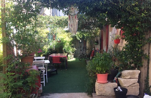 Marsillargues House | Village house with exterior, in Petite Camargue, between river and sea