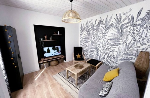 Sarrancolin House | Village house with breathtaking river views, 20 minutes from the slopes!