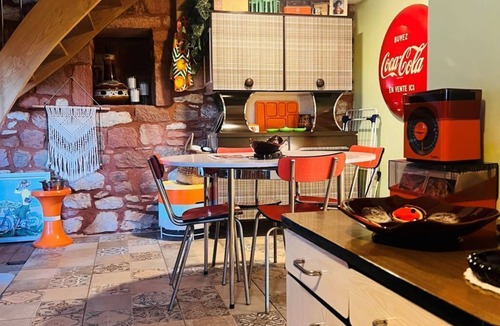 Collonges-la-Rouge House | Vintage gîte in the heart of Collonges-la-Rouge! Pets allowed