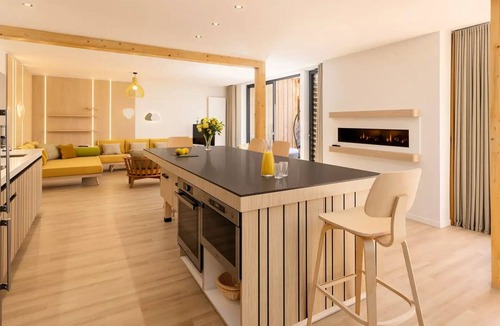 Beauziac House | VIP Cottage for 12 People