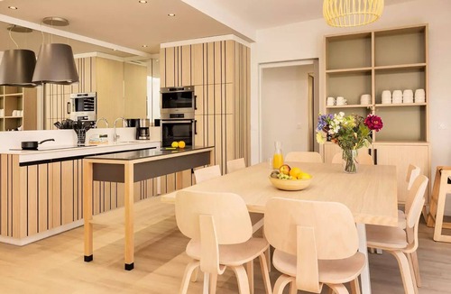 Beauziac House | VIP Cottage for 8 People