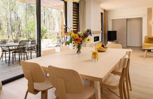 Beauziac House | VIP Cottage for 8 People