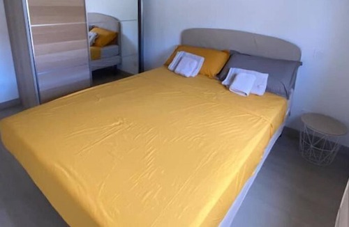 Saint-Hippolyte Cabin | Vrbo Property