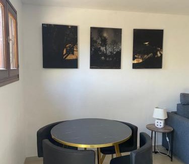 Salechan Apartment | Vue du Gar