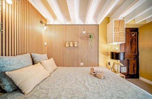 Jules Ferry - Recamier Apartment | Warm and well-appointed studio Foch Masséna district