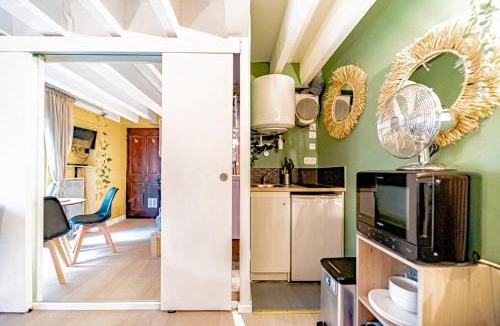 Jules Ferry - Recamier Apartment | Warm and well-appointed studio Foch Masséna district