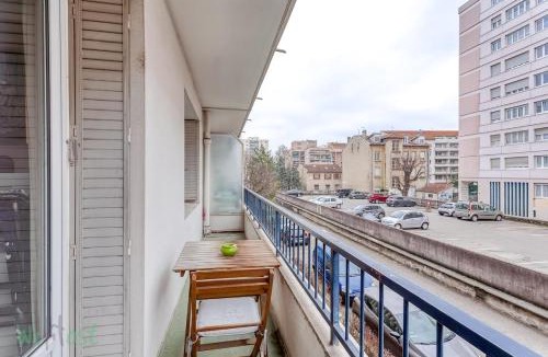Yves Farge - Le Fleuve Apartment | WeHost - Girard - Appartement T4 - 6 personnes - Balcon + Parking