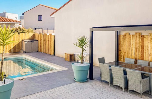 Saint-Nazaire House | Welcome to this comfortable and modern vacation home with pool.