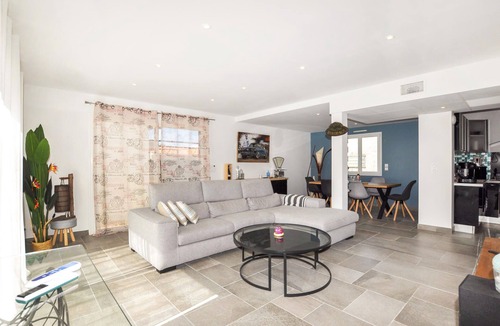 Saint-Nazaire House | Welcome to this comfortable and modern vacation home with pool.