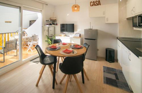 Roses Town Center Apartment | WELCS APARTAMENTO 295 EMP con piscina comunitaria