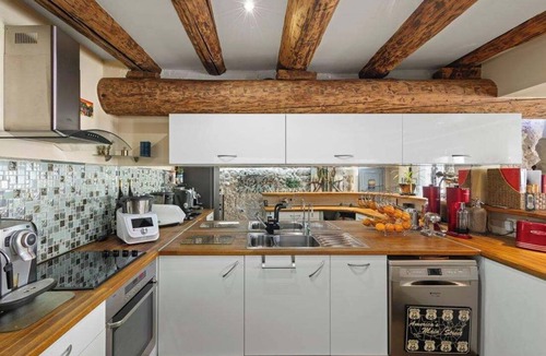 7th Arrondissement Apartment | Well-equipped apartment close to everything