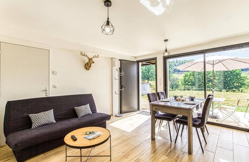 Gages Apartment | While swimming in the garden pool, watch the animals in the adjacent wildlife enclosure.