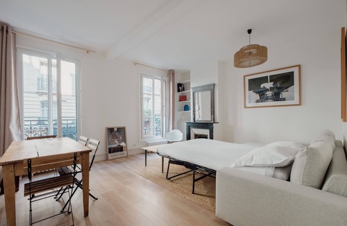 Pigalle Apartment | White Beauty, by Veeve