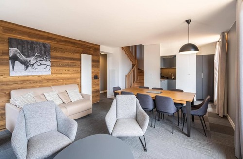 Auris Apartment | Wifi, 200m from resort center, view mountain, swimming pool, sauna, hammam, terrace, balcony, tv