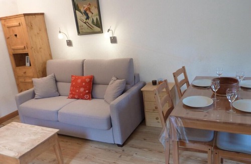 Brides-les-Bains Apartment | Wifi, 2nd floor, balcony, parking, tv, 28m², Brides Les Bains
