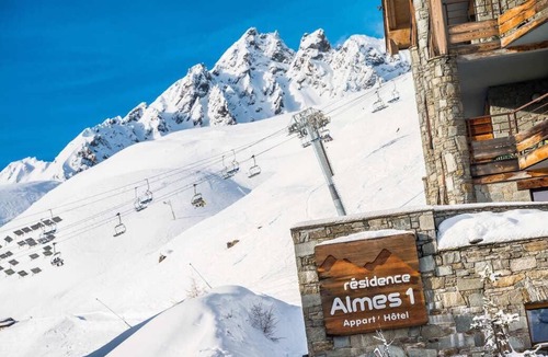 Les Almes Apartment | Wifi, 3rd floor, balcony, tv, ski locker, 80m², Tignes
