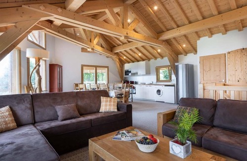 Nancroit Apartment | Wifi, 3rd floor, view valley, terrace, parking, tv, ski locker, 160m², Peisey-Vallandry