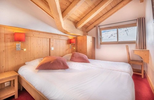 Les Almes Apartment | Wifi, 5th floor, balcony, tv, ski locker, 105m², Tignes