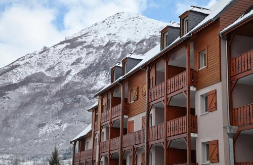 Luz-Saint-Sauveur Apartment | Wifi, view mountain, swimming pool, sauna, hammam, terrace, balcony, parking, tv, ski locker, 33m²