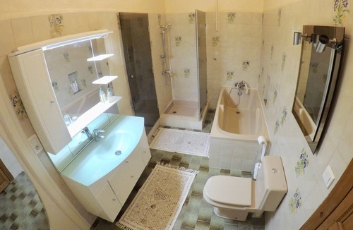 Generac Other | Winegrower's house with air conditioning, swimming pool and enclosed parking lot
