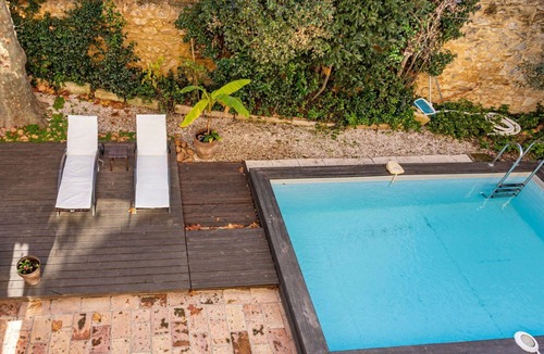 Jonquieres-Saint-Vincent House | Wonderful private villa for 8 people with WIFI, private pool, TV, terrace and pets allowed