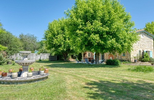 Gaillan-en-Medoc House | Wonderful private villa for 6 people with WIFI, TV, terrace and pets allowed