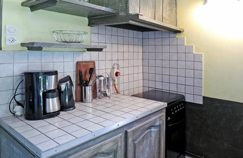 Queyrac House | Wonderful private villa for 4 guests with TV, terrace and pets allowed