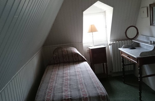 Loubressac House | Writer Retreat, Tranquil Stone Farmhouse, Views, Ancient Barns, Rose Garden