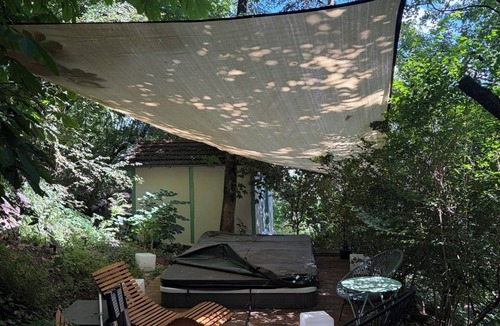 La Sarra - Saint Just House | XXL house & jacuzzi for 6-8 people Private forest in the heart of Vieux-Lyon