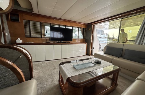 Sant Adria de Besos Boat Rental | Yacht 20metros Yate de 20 Metros en Barcelona
