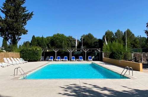 Villeneuve-les-Maguelone House | ZEcamping 2 étoiles avec animaux acceptés piscine à 4km de la plage