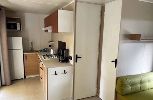 Villeneuve-les-Maguelone House | ZEcamping 2 étoiles piscine pet friendly mobil-home TV clim 32m2