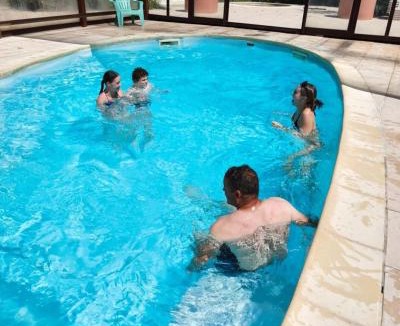Montlaur Ski Chalet | ZEcamping 3 étoiles Aveyron - Espace aquatique calme et nature