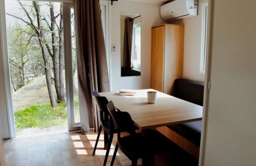 Vinca House | ZEcamping 3 étoiles cottage TV clim 20m2 2 pers