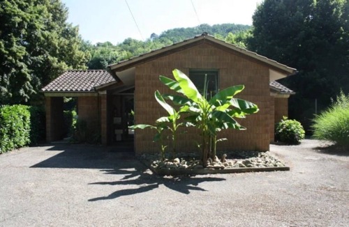Saint-Cere House | ZEcamping 3 étoiles dog friendly environnement calme pataugeoire