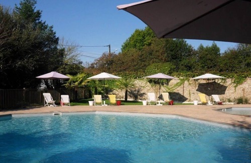 Urt House | ZEcamping 3 étoiles piscine dog friendly locatif TV 17m2 2 pers