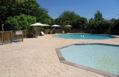 Urt House | ZEcamping 3 étoiles piscine animaux acceptés bien-être locatif TV 27m2 4 pers