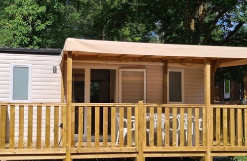 Reyrevignes House | ZEcamping 3* familial pet friendly et piscine chauffée